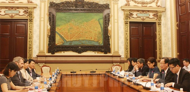 HCM City steps up cooperation with IFC ảnh 1