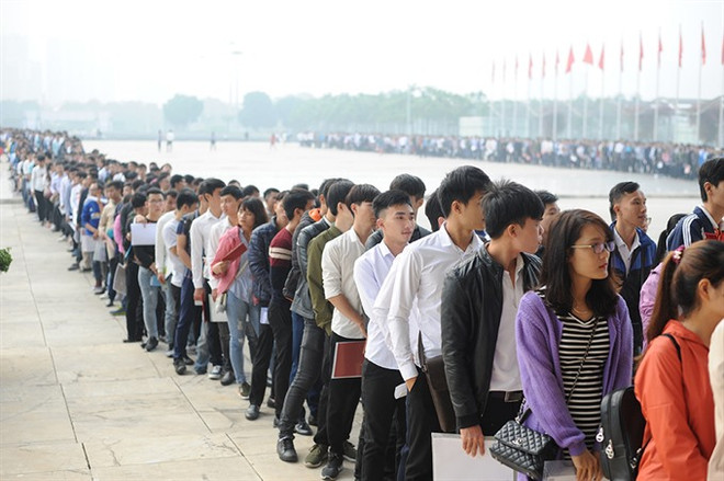 Samsung Vietnam organises largest recruitment test ảnh 1