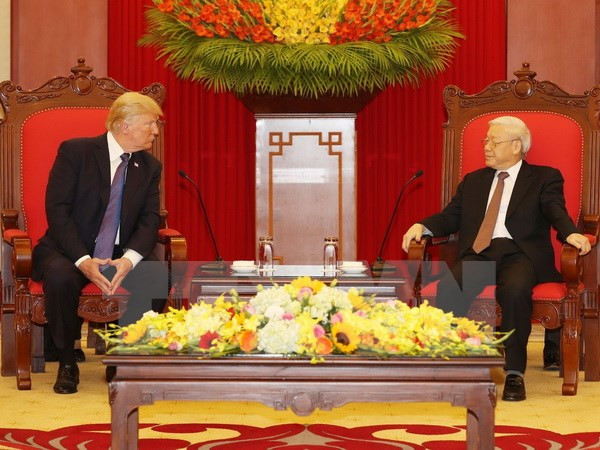 Party chief welcomes US President ảnh 1