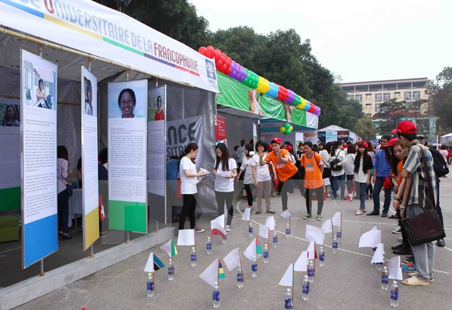 NA official hosts OIF Asia Pacific Director ảnh 1