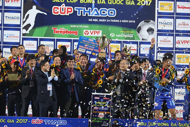 Quang Nam team takes National Super Cup trophy ảnh 1