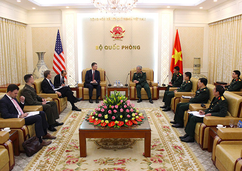 US wants to strengthen defence ties with Vietnam: Ambassador ảnh 1
