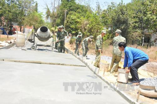 Hundreds more communes to become new-style rural areas in 2018 ảnh 1 Hundreds more communes to become new-style rural areas in 2018 ảnh 1