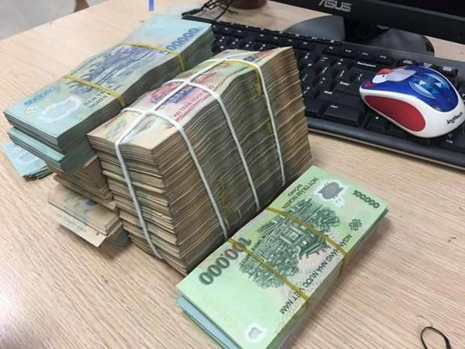 State Bank orders actions to fight black credit ảnh 1