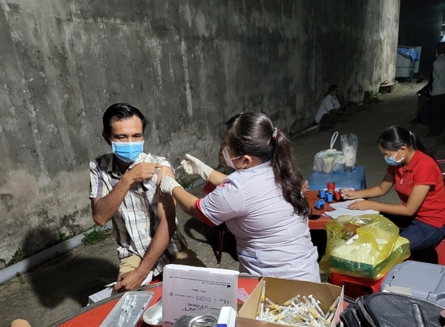 Vaccination critical in reducing severe COVID-19 cases: MoH ảnh 1 Vaccination critical in reducing severe COVID-19 cases: MoH ảnh 1