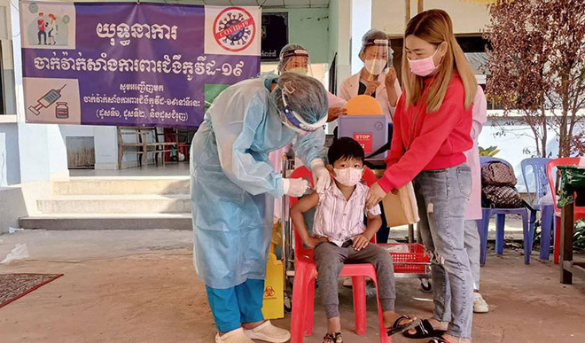Cambodia announces interval between COVID-19 vaccine doses for children under 5 ảnh 1