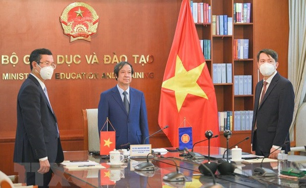 Vietnam assumes chair of ASEAN education channel ảnh 1
