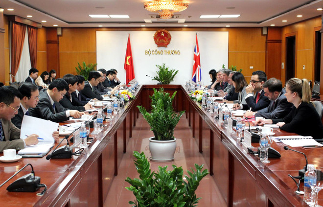 UK sees Vietnam as important trade partner ảnh 1