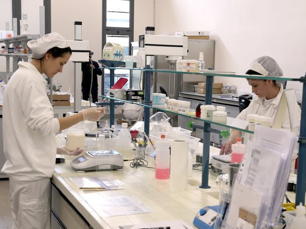 Italian cosmetic firm to increase investment in Vietnam ảnh 1