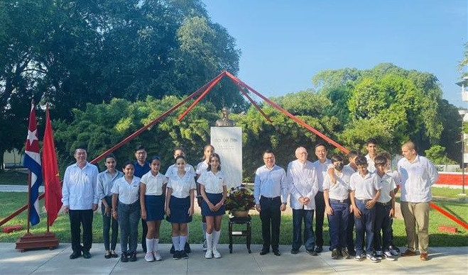 Vietnam, Cuba strengthen cooperation in communications ảnh 1 Vietnam, Cuba strengthen cooperation in communications ảnh 1