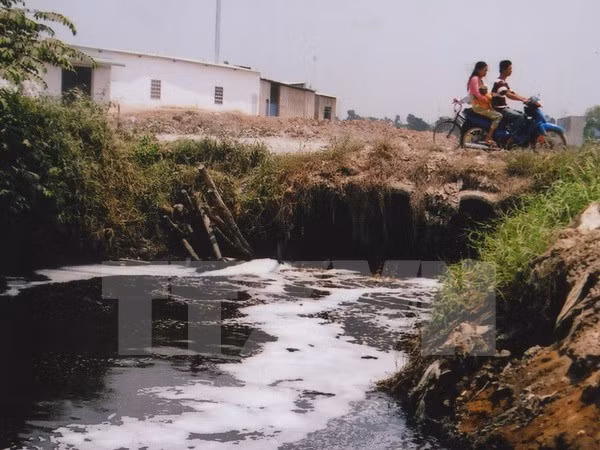 WB stops funding water drainage project in HCM City ảnh 1