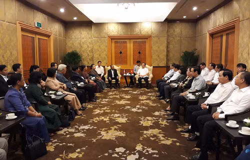 Cambodian top legislator welcomed in Hanoi ảnh 1
