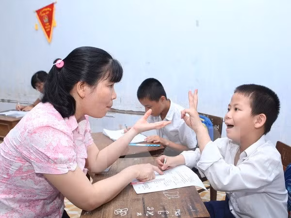 Project helps disabled children in Quang Binh ảnh 1
