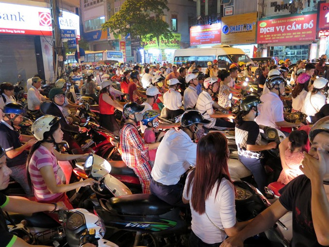 More pedestrian-only streets coming in Hanoi ảnh 1