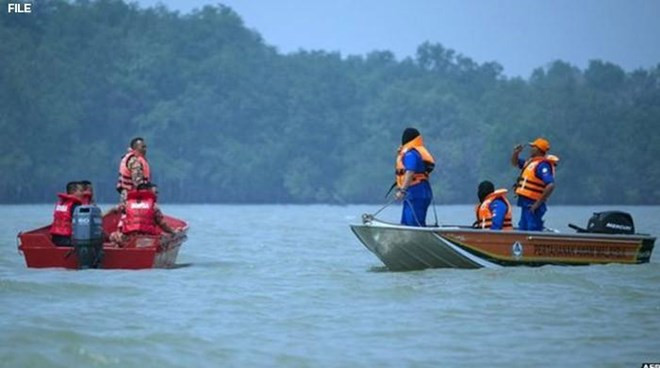 Death toll in Indonesian boat sinking rises to 54 ảnh 1