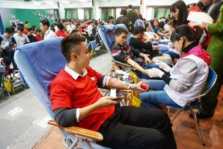 Patients worry Tet holiday will see blood shortage ảnh 1