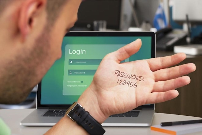 People facing online password dilemma ảnh 1 People facing online password dilemma ảnh 1