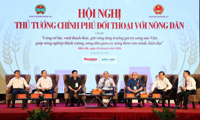 PM holds dialogue with central, Central Highlands farmers ảnh 1 PM holds dialogue with central, Central Highlands farmers ảnh 1