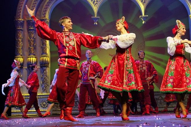 Art programmes to celebrate 100th anniversary of Russia October Revolution ảnh 1 Art programmes to celebrate 100th anniversary of Russia October Revolution ảnh 1
