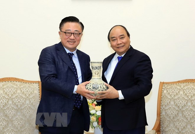Samsung helps turn VN into world leading cellphone manufacturer: PM ảnh 1