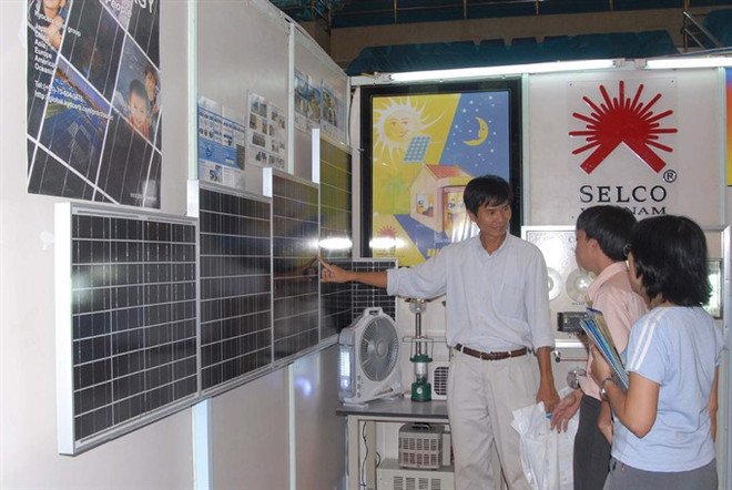 More solar panels installed in HCM City ảnh 1