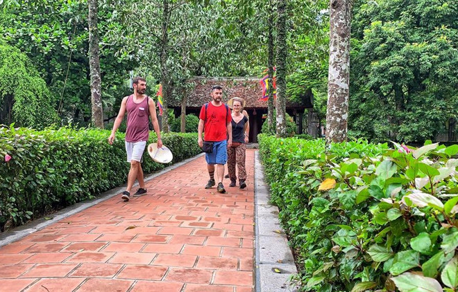 Vietnam’s tourism to increase international arrivals target ảnh 1