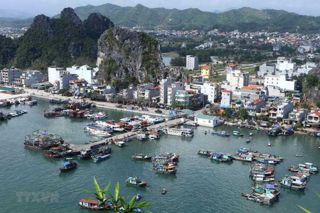 Quang Ninh province lures over 3.1 billion USD of FDI in 10 months ảnh 1