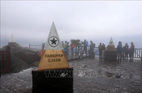 Fansipan peak found to be 4m higher than old measurement ảnh 1