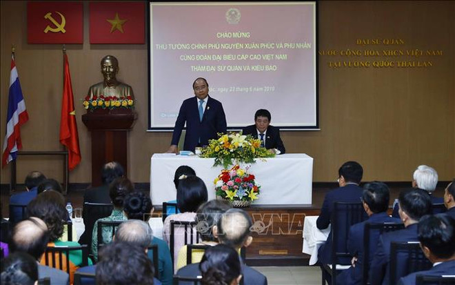 PM meets with overseas Vietnamese in Thailand ảnh 1 PM meets with overseas Vietnamese in Thailand ảnh 1