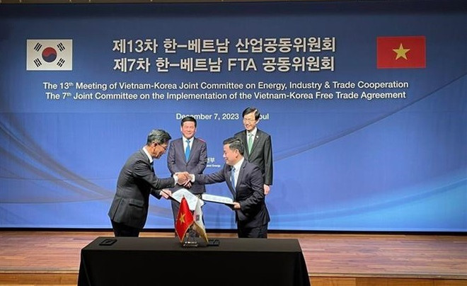 Vietnam, RoK foster cooperation in trade, industry, energy ảnh 2