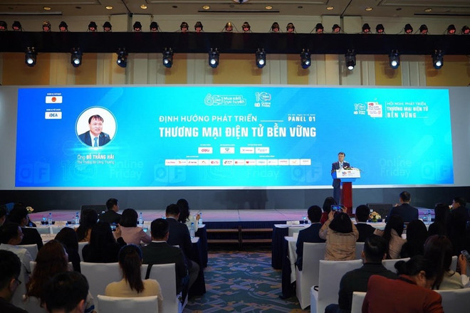 Vietnam’s e-commerce to hit 20.5 billion USD this year: conference ảnh 1