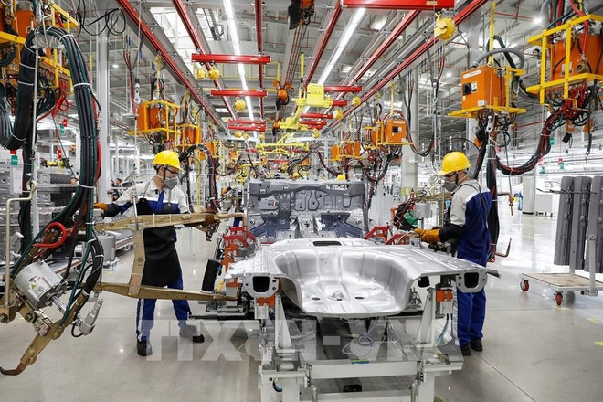 Vietnam’s PMI drops to lowest level in five months: S&P Global ảnh 1