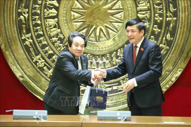 Vietnamese, Cambodian NA Secretary Generals hold talks ảnh 1