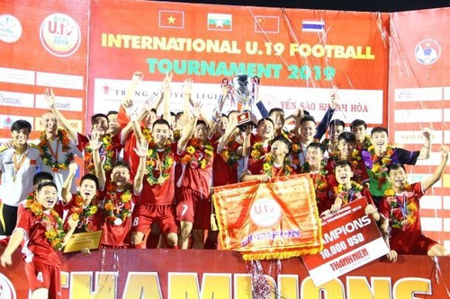Vietnam win U19 International Football Championship ảnh 1