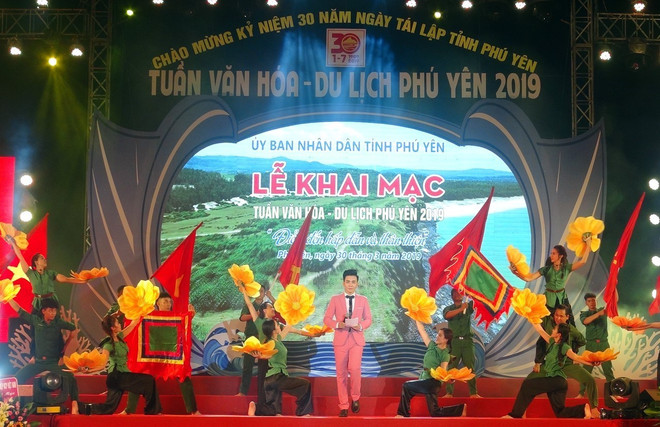 Culture, tourism week invites visitors to Phu Yen province ảnh 1 Culture, tourism week invites visitors to Phu Yen province ảnh 1