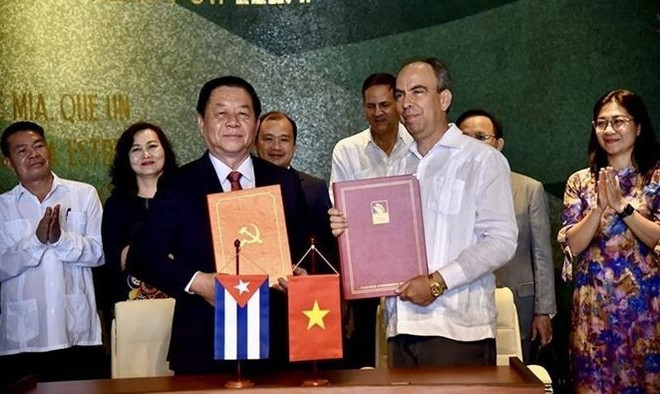 Vietnam, Cuba bolster cooperation in ideological, communications work ảnh 1 Vietnam, Cuba bolster cooperation in ideological, communications work ảnh 1