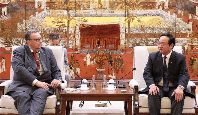 Hanoi welcomes Finnish firms’ investment in waste treatment ảnh 1