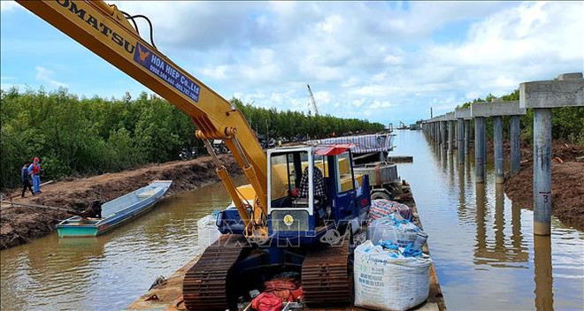 Eight wind power plants in Soc Trang to be finished by October ảnh 2