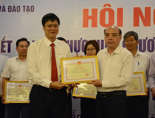 Conference reviews new-style rural area building programme in education ảnh 1 Conference reviews new-style rural area building programme in education ảnh 1