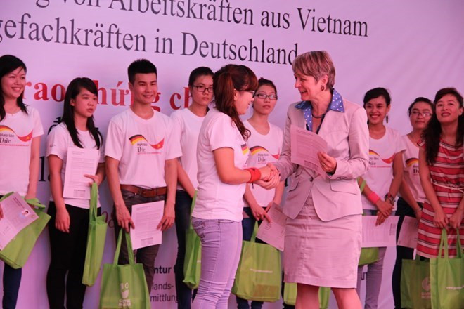 Germany to train more Vietnamese orderlies ảnh 1