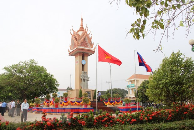 Another Vietnam-Cambodia Friendship Monument inaugurated ảnh 1