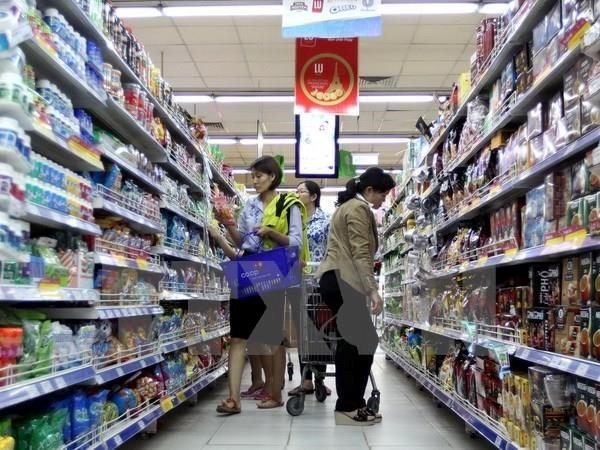 Retail sales, services earn 160 billion USD ảnh 1