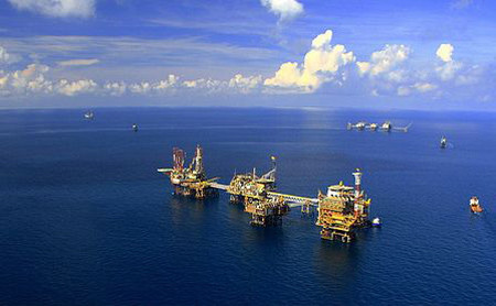 Vietsovpetro inaugurates Tho Trang 03 oil rig ảnh 1