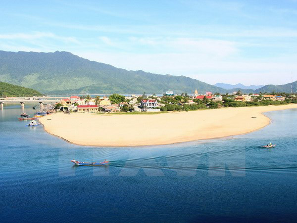 Central localities taps marine tourism potential ảnh 1 Central localities taps marine tourism potential ảnh 1