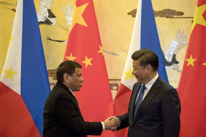 China, Philippines Presidents talk on phone ảnh 1 China, Philippines Presidents talk on phone ảnh 1