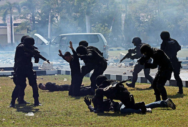 Indonesia arrests 16-year-old terrorist suspect ảnh 1 Indonesia arrests 16-year-old terrorist suspect ảnh 1
