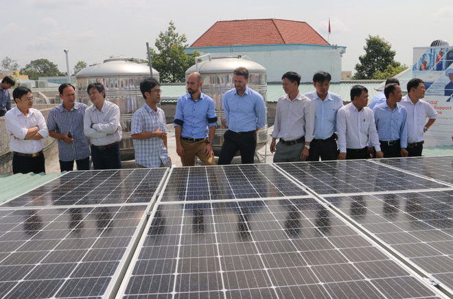 Solar rooftop system inaugurated in An Giang province ảnh 1 Solar rooftop system inaugurated in An Giang province ảnh 1