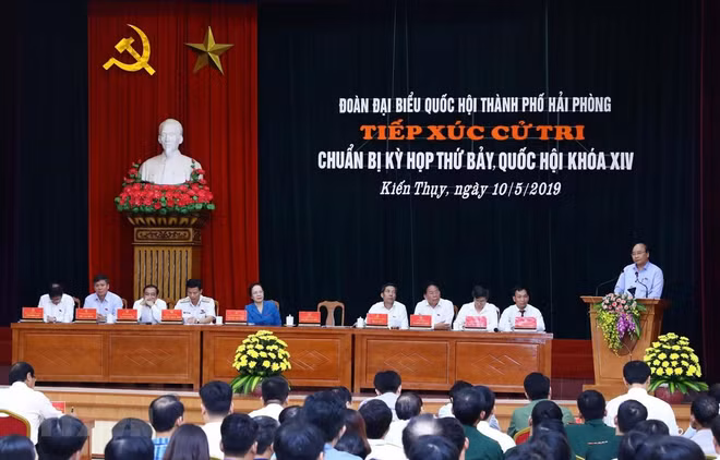 Hai Phong voters concerned about problems facing national economy ảnh 1