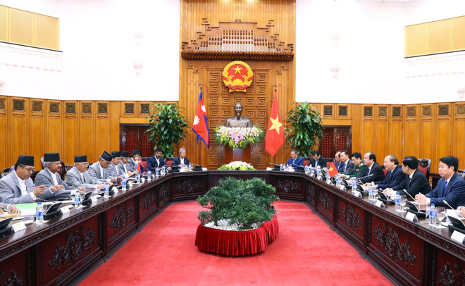 Vietnamese, Nepalese Prime Ministers hold talks ảnh 1