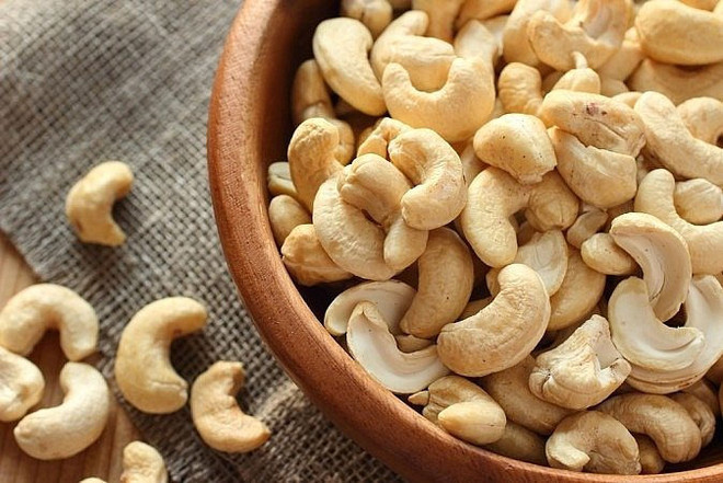 Vietnam eyes 900 million USD in export value of cashew nut to EU ảnh 1